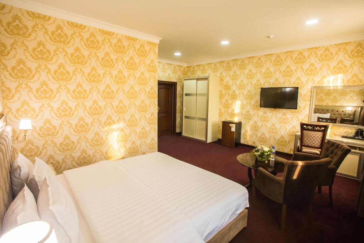 Hotel Grand Capital Tachkent Extérieur photo