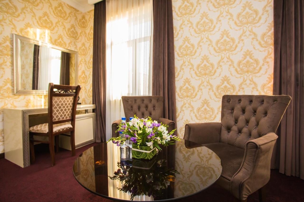 Hotel Grand Capital Tachkent Extérieur photo