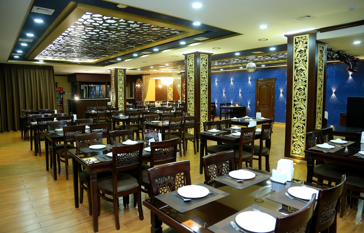 Hotel Grand Capital Tachkent Extérieur photo