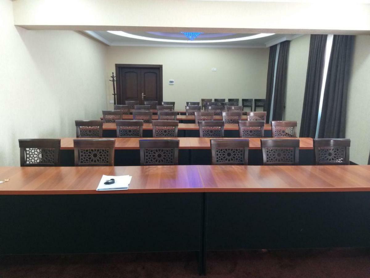 Hotel Grand Capital Tachkent Extérieur photo
