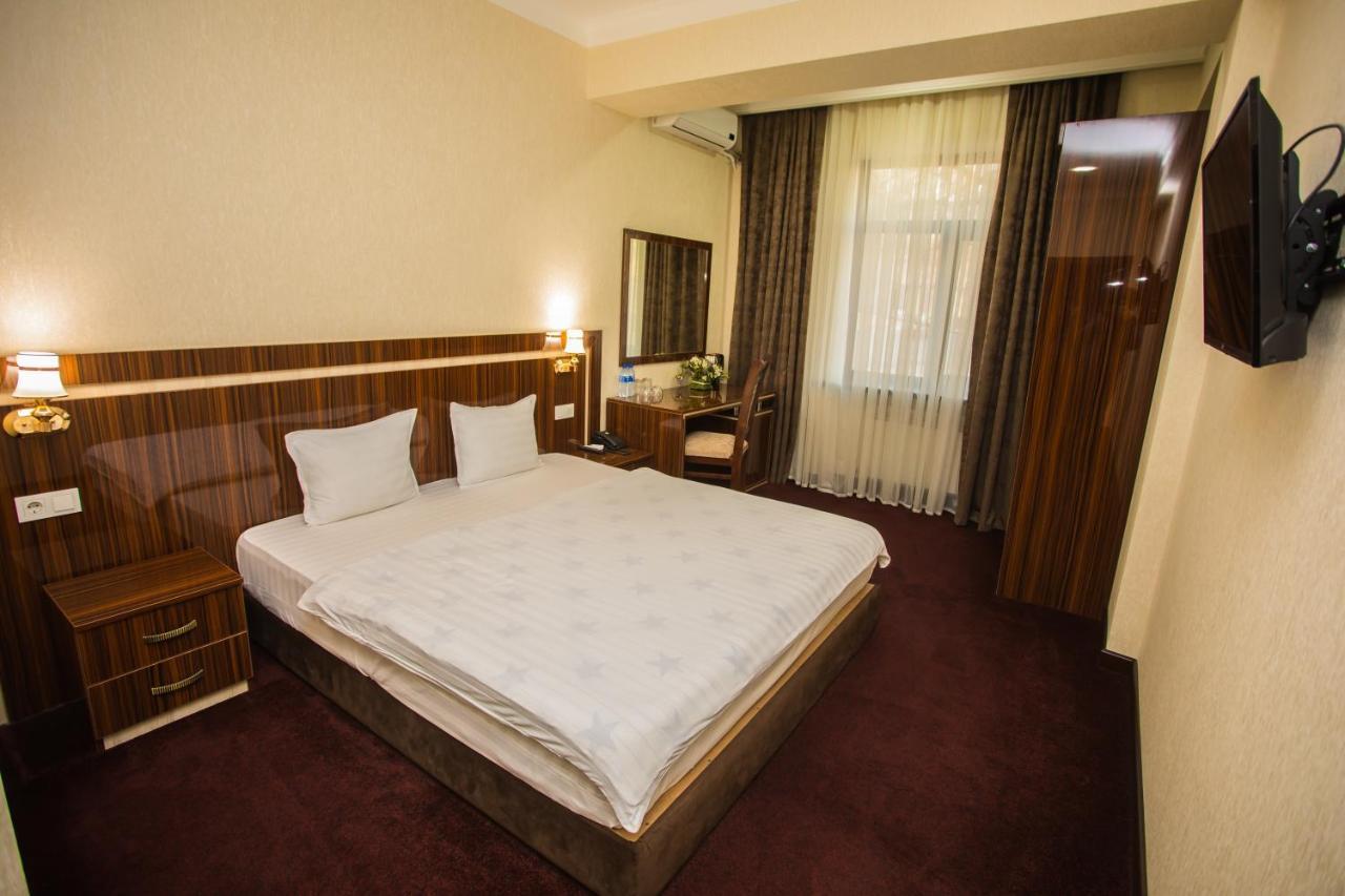 Hotel Grand Capital Tachkent Extérieur photo